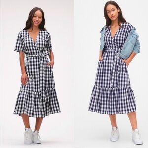 GAP gingham navy blue and white wrap dress